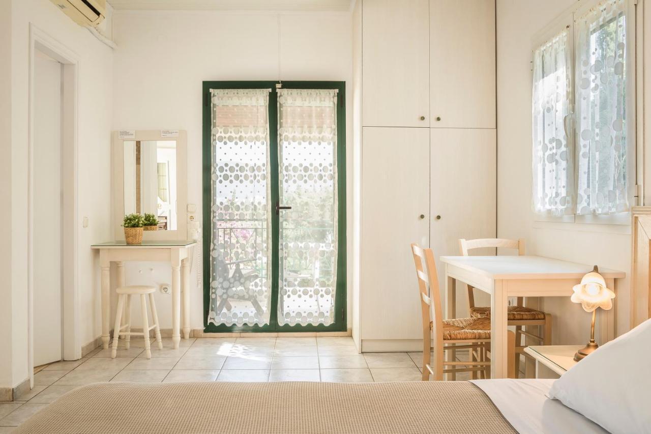 Panorama Apartments Fiscardo 피스카던 외부 사진